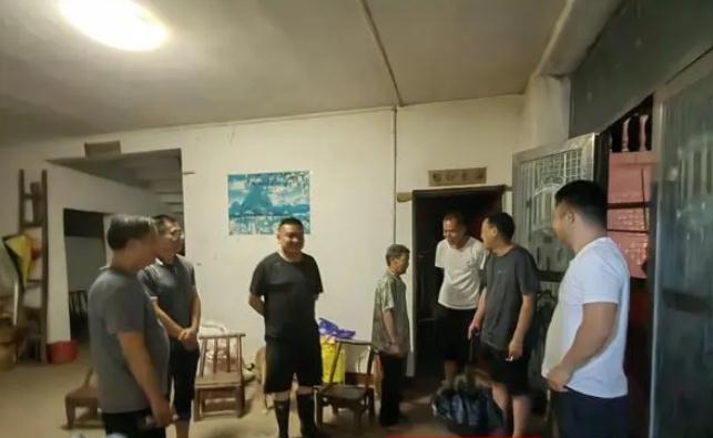 慈利縣楊柳鋪鄉(xiāng)|齊心協(xié)力，奮戰(zhàn)防汛一線